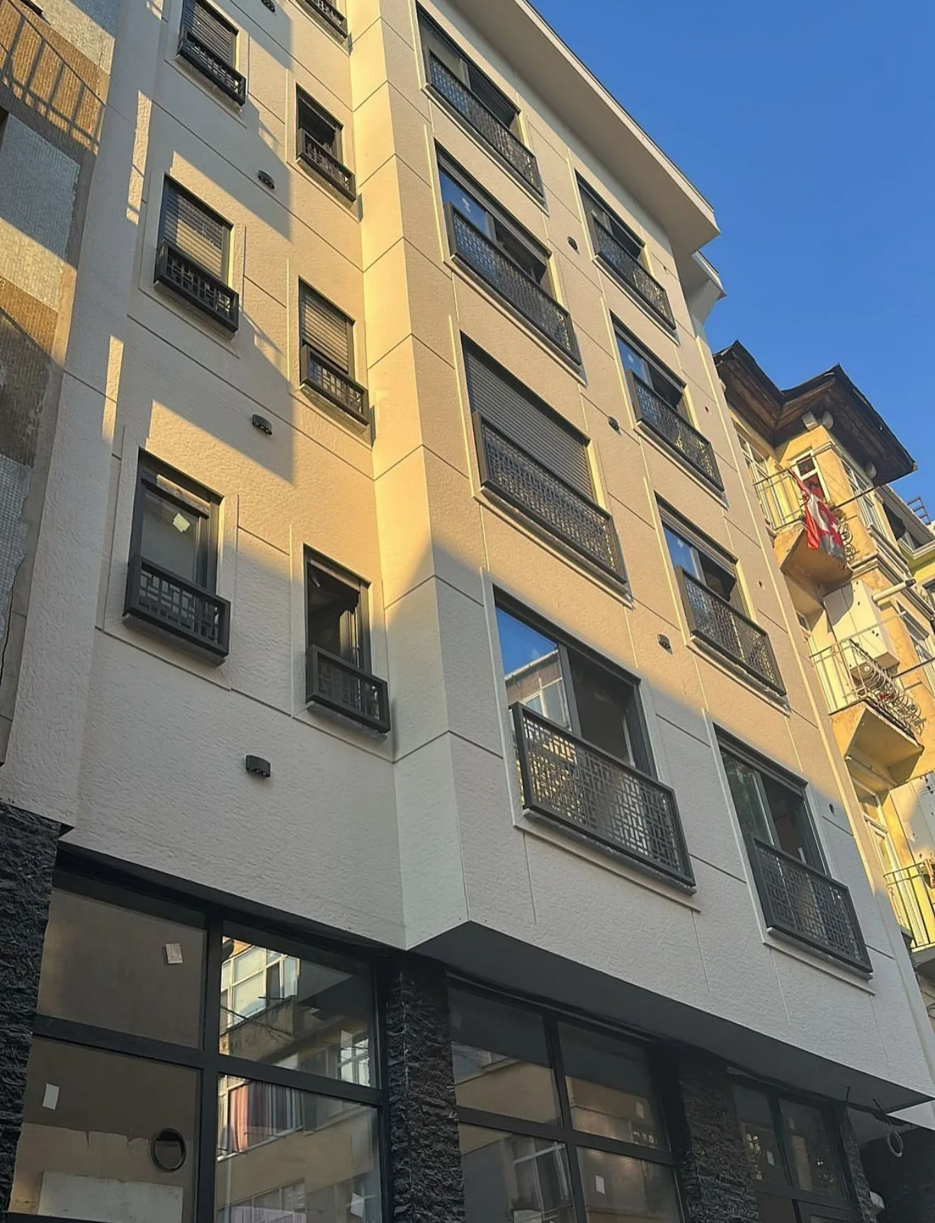 Cihangir 4 daire